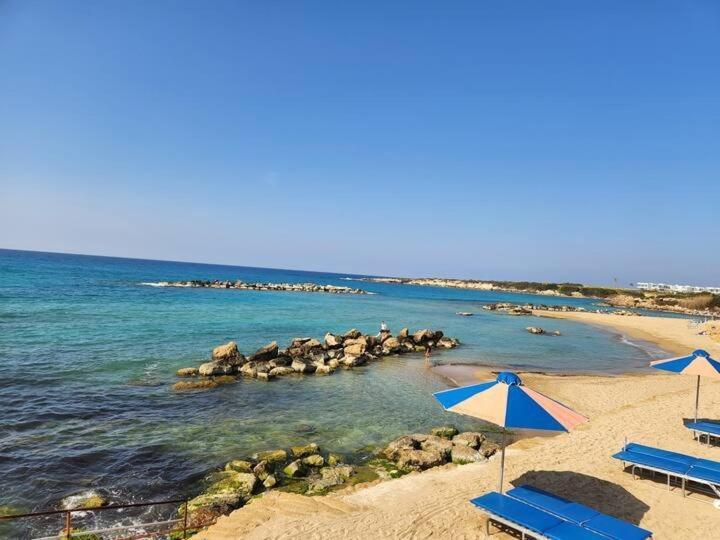 Serenity Corner Paphos Exterior photo