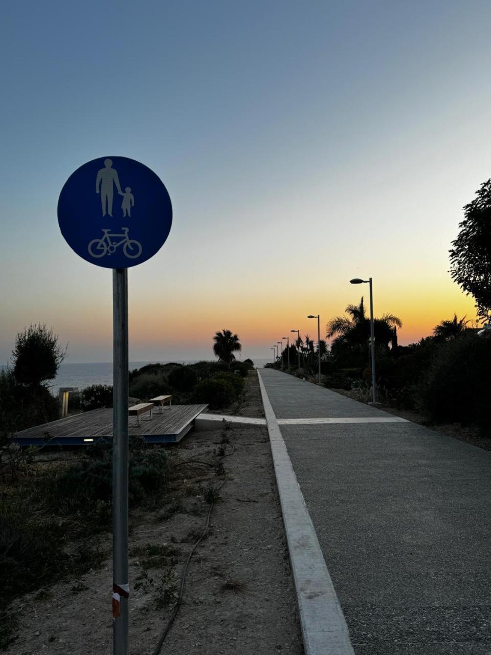 Serenity Corner Paphos Exterior photo